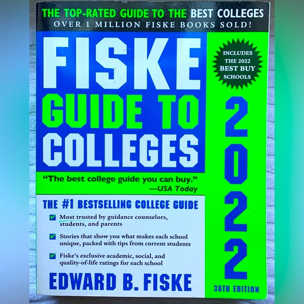 FISKE Guide to Colleges 2022